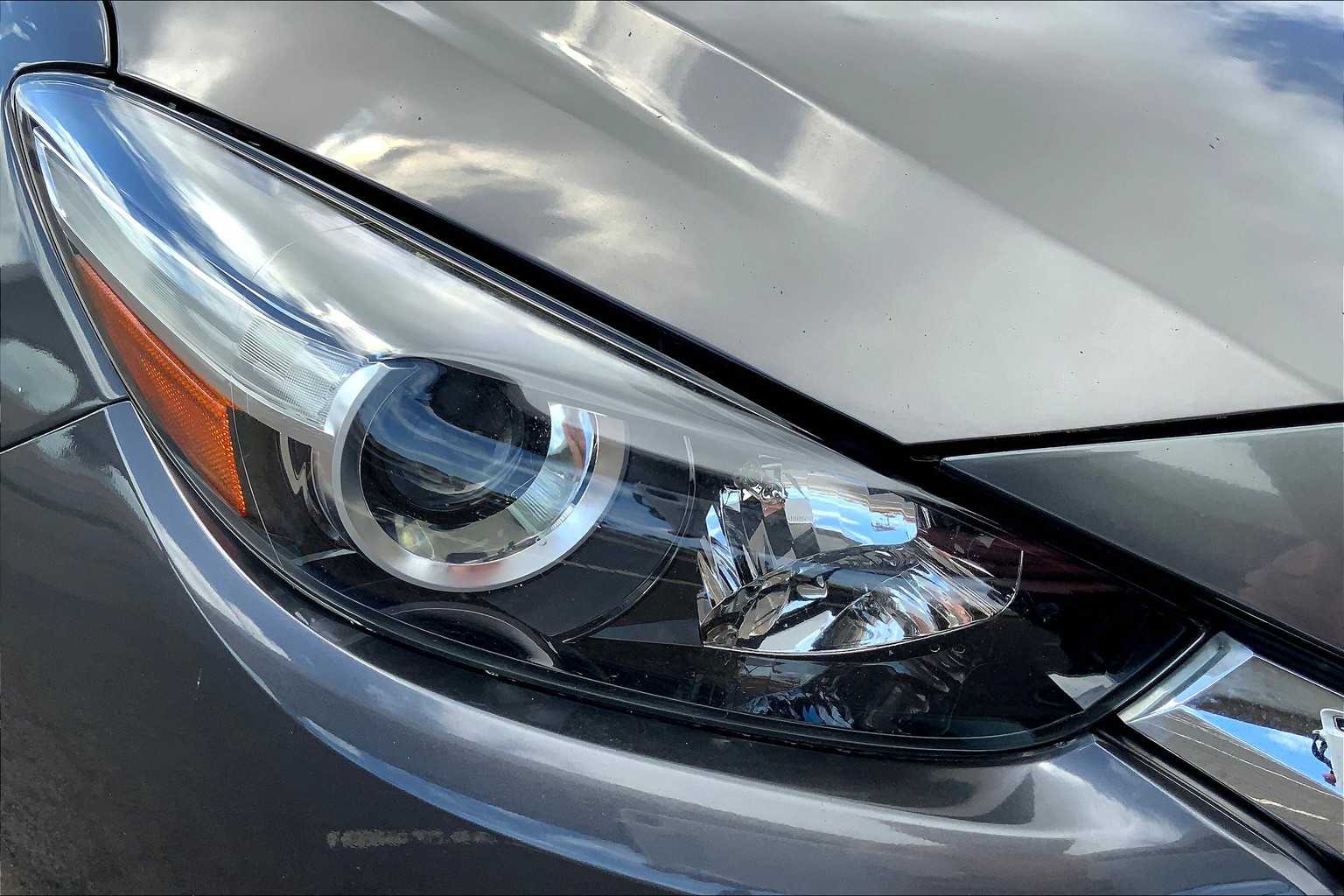 Thumbnail: 2018 Mazda Mazda3 - 30