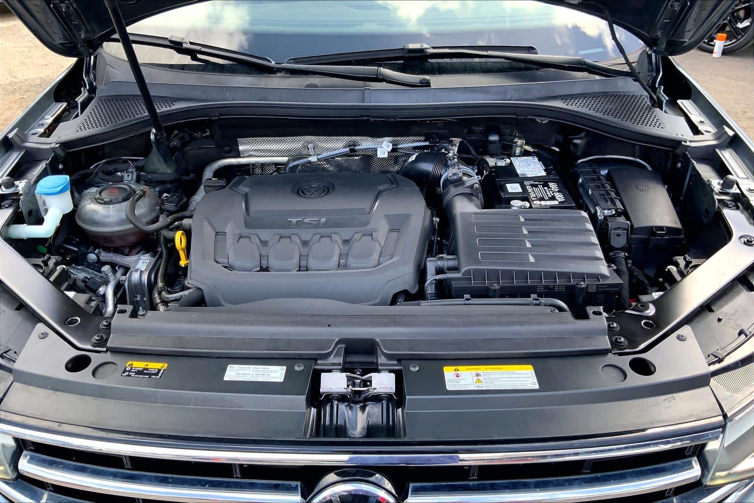 Thumbnail: 2024 Volkswagen Tiguan - 9