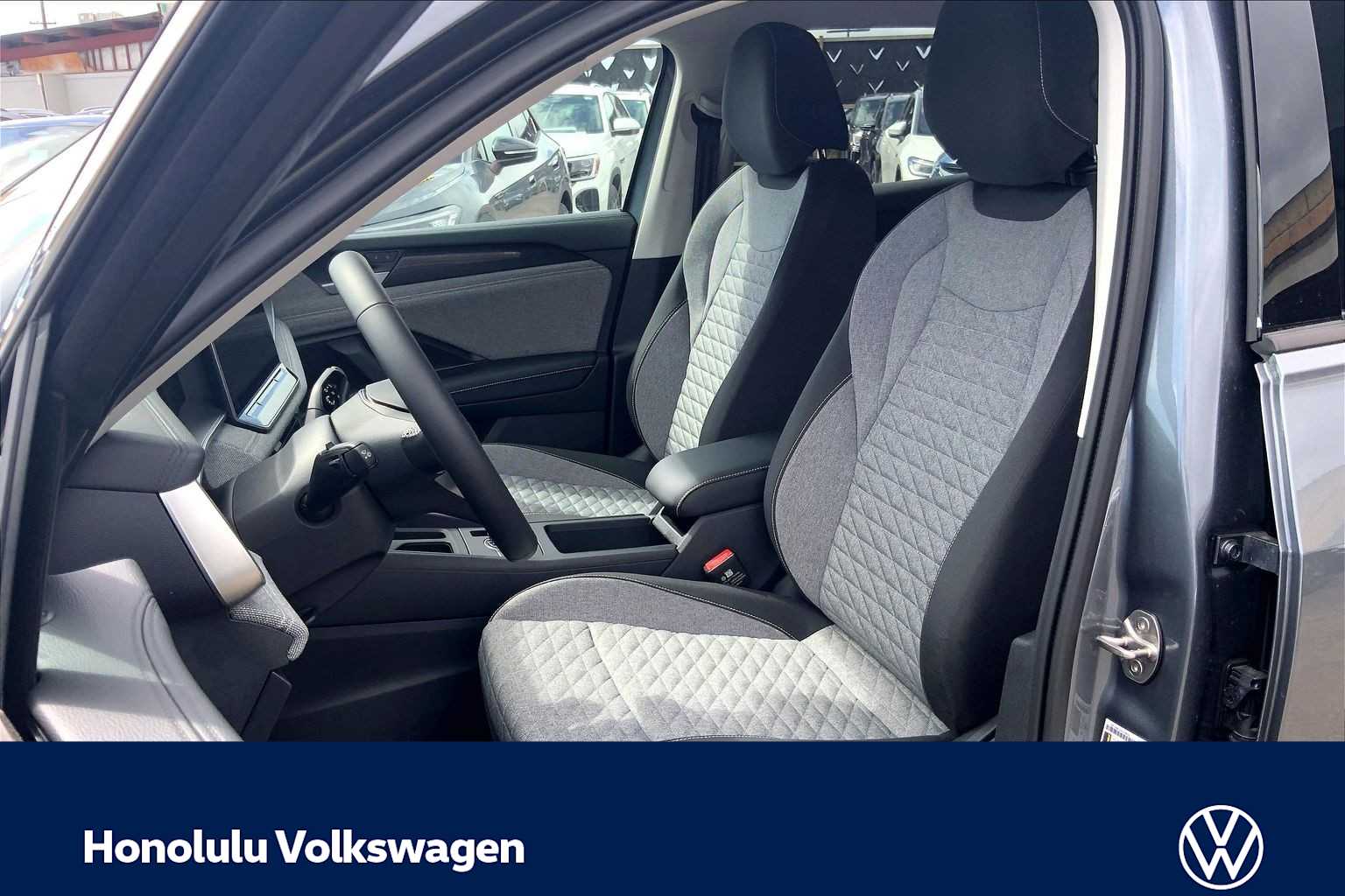 Thumbnail: 2026 Volkswagen Tiguan - 11