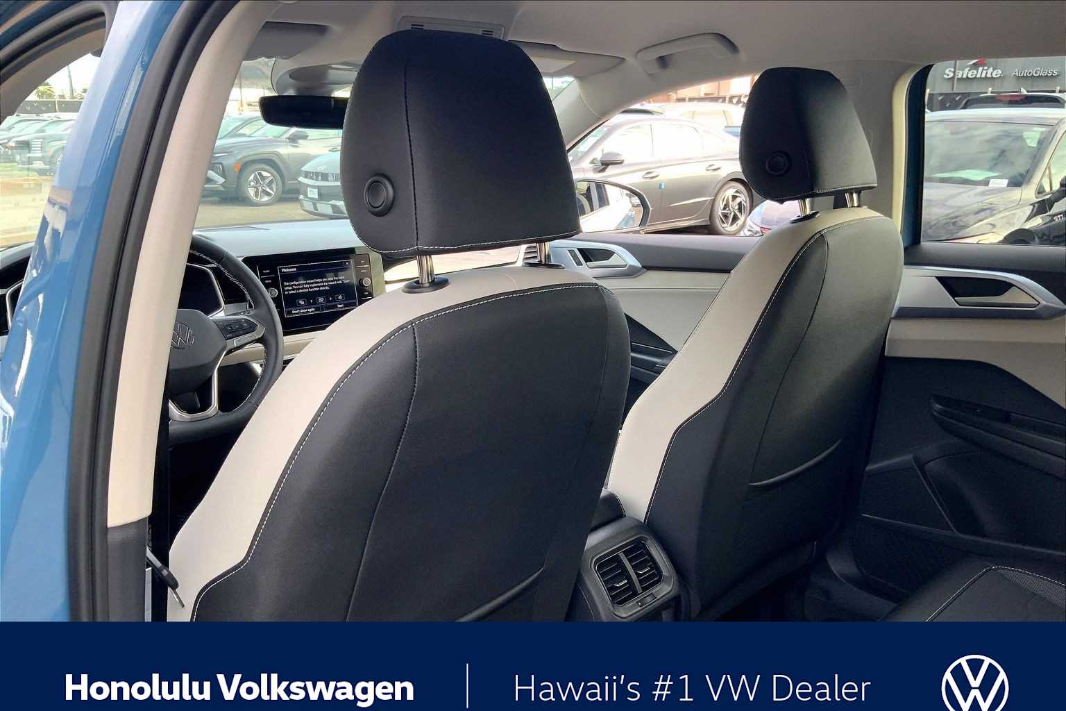 Thumbnail: 2026 Volkswagen Taos - 12