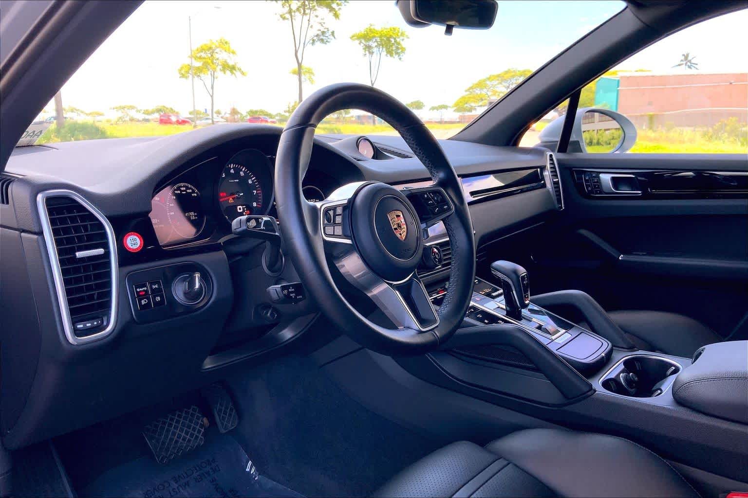 Thumbnail: 2020 Porsche Cayenne - 2