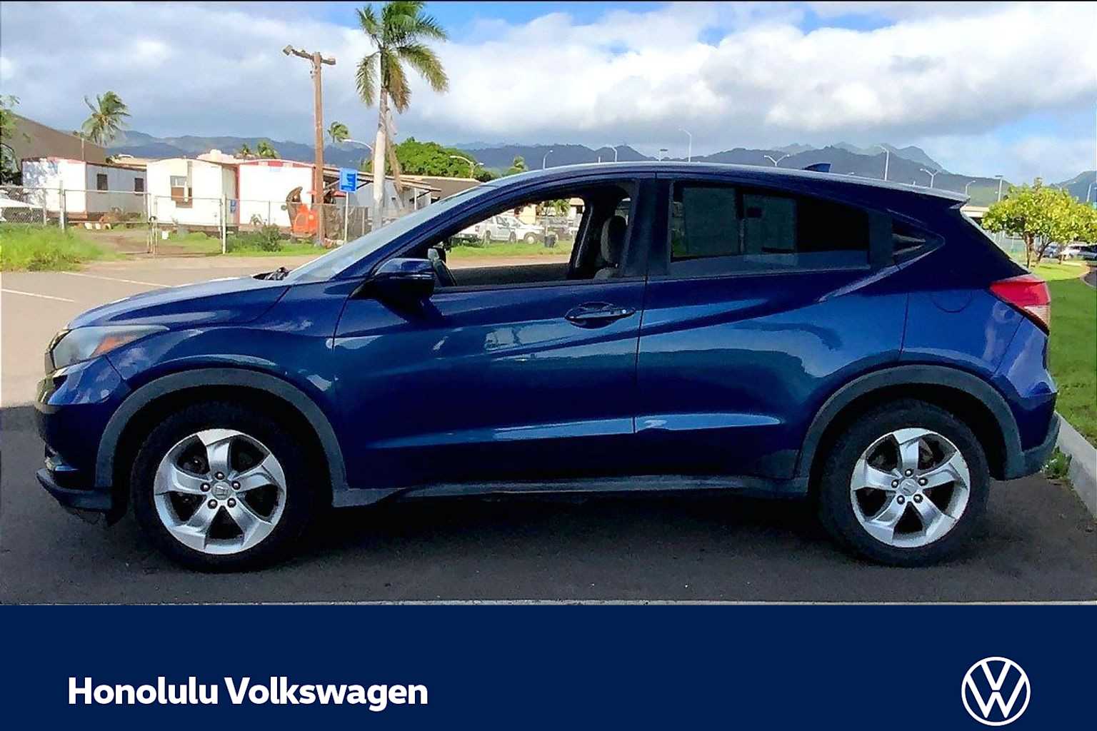 Thumbnail: 2016 Honda HR-V - 3