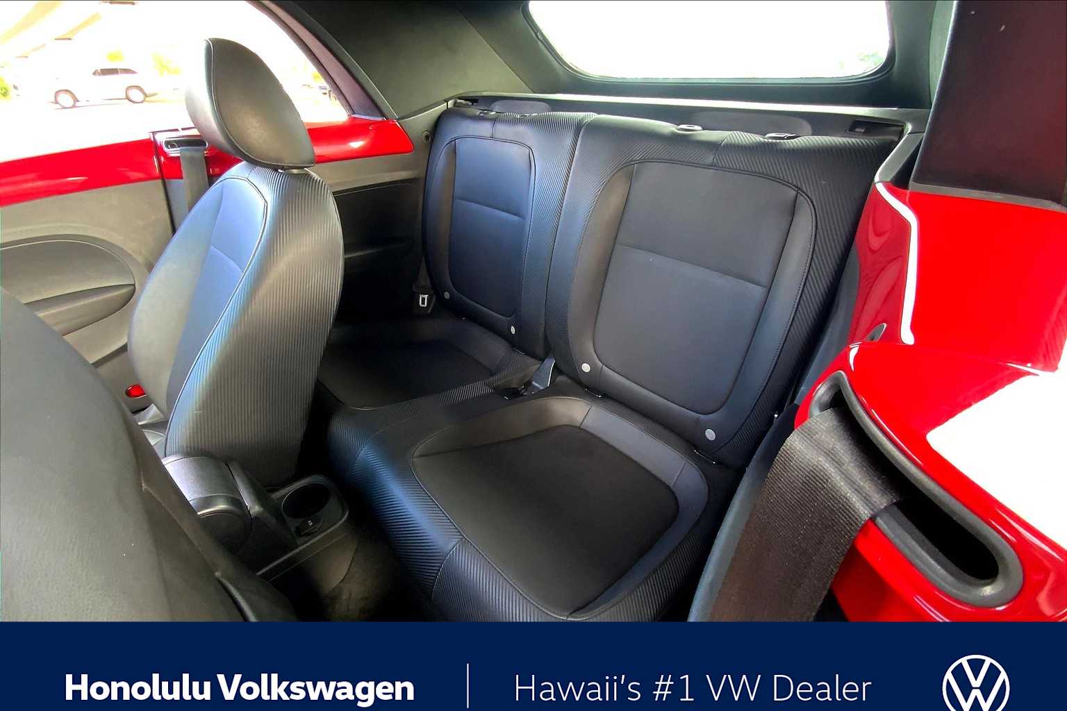 Thumbnail: 2017 Volkswagen Beetle - 27