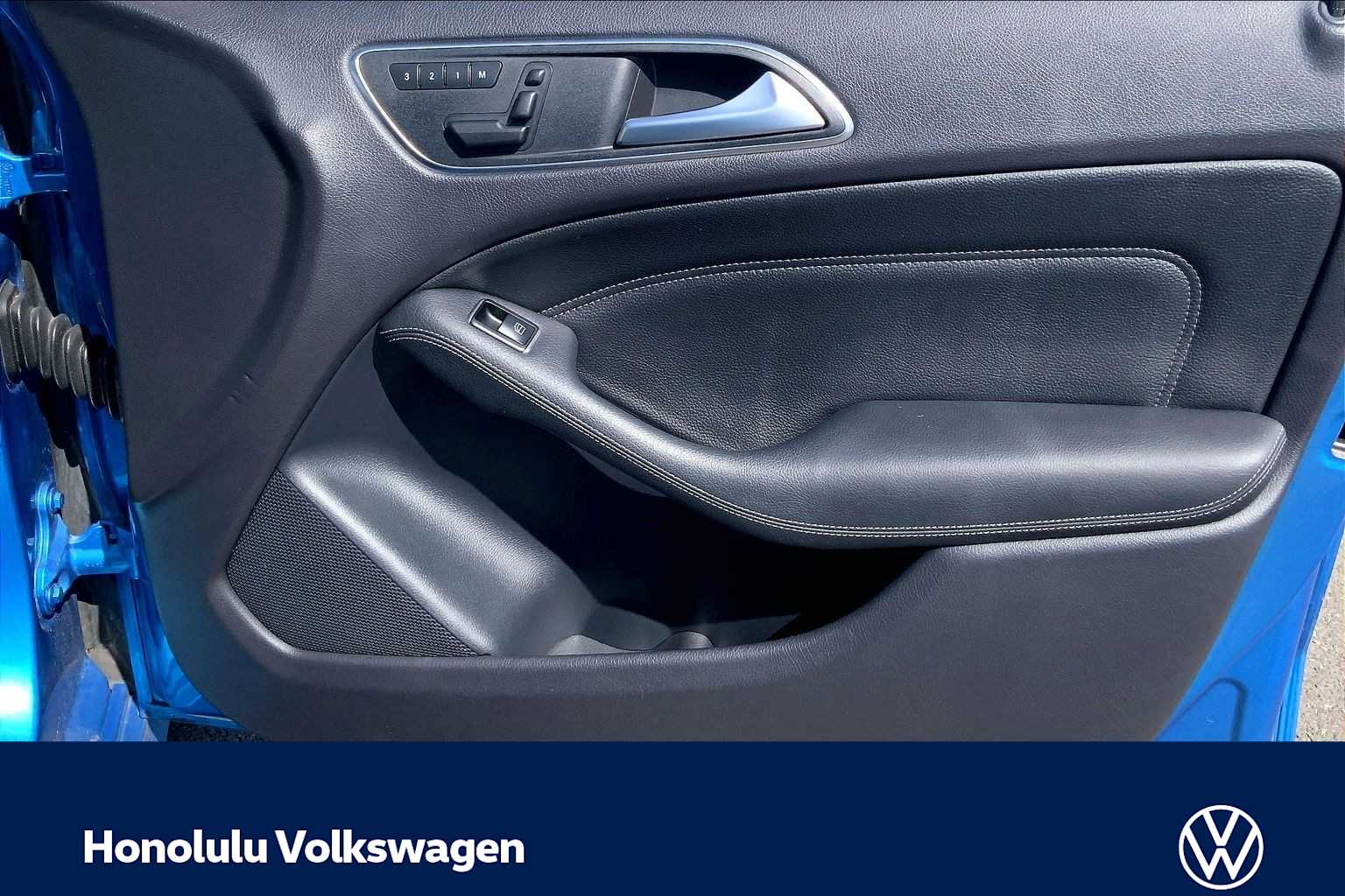 Thumbnail: 2014 Mercedes-Benz B-Class - 27