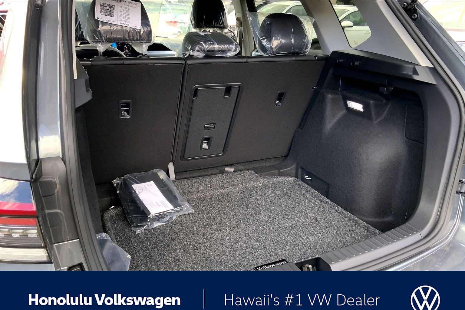 Thumbnail: 2026 Volkswagen Taos - 19