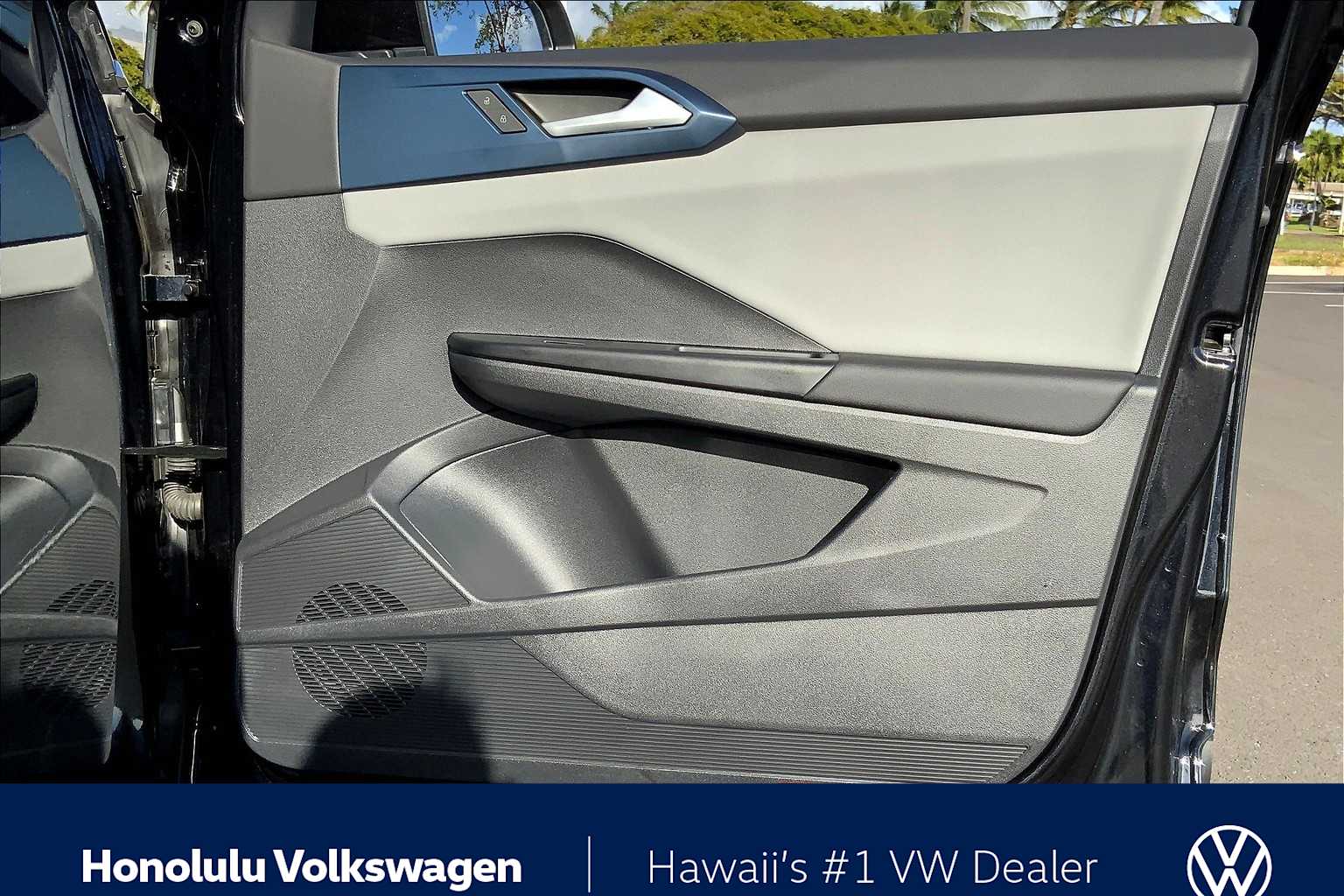 Thumbnail: 2022 Volkswagen Taos - 27