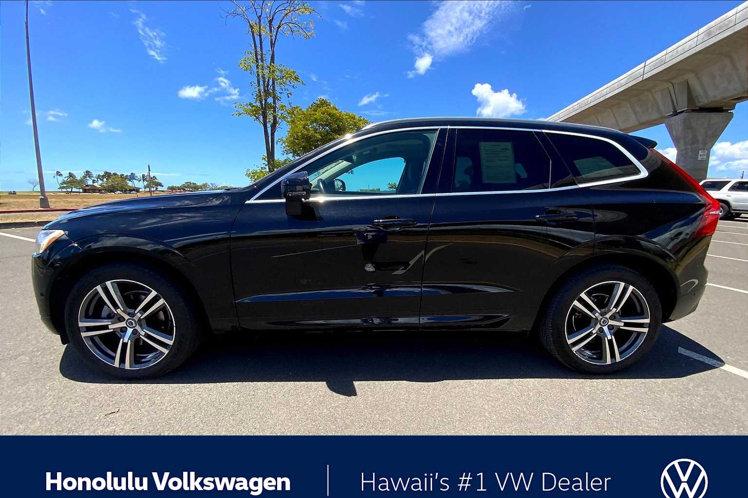 Thumbnail: 2018 Volvo XC60 - 3