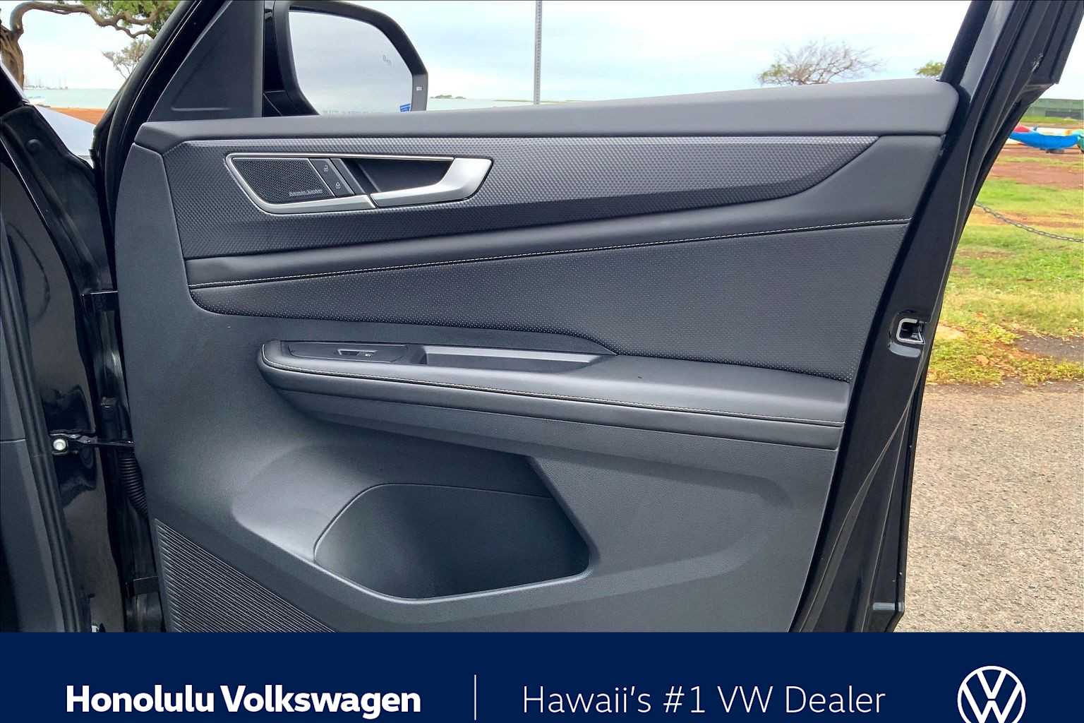 Thumbnail: 2025 Volkswagen Atlas - 28