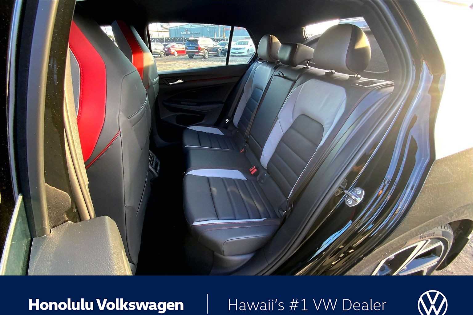 Thumbnail: 2025 Volkswagen Golf - 13