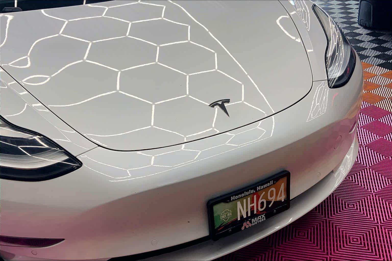 Thumbnail: 2020 Tesla Model 3 - 33