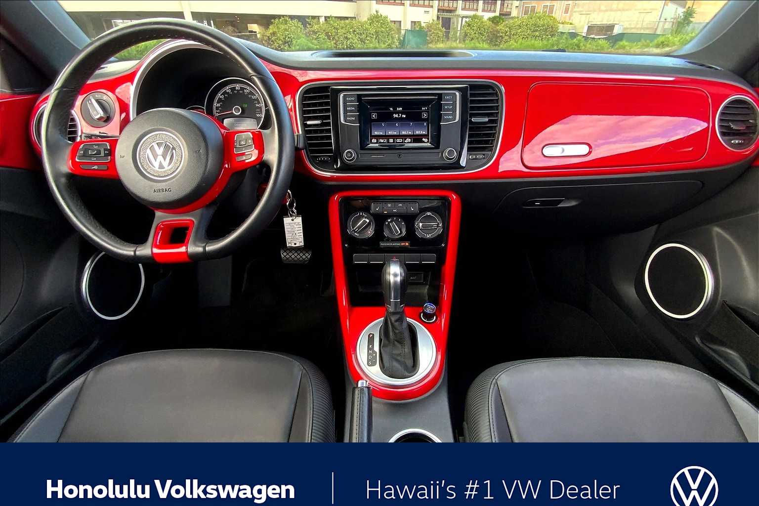 Thumbnail: 2017 Volkswagen Beetle - 9