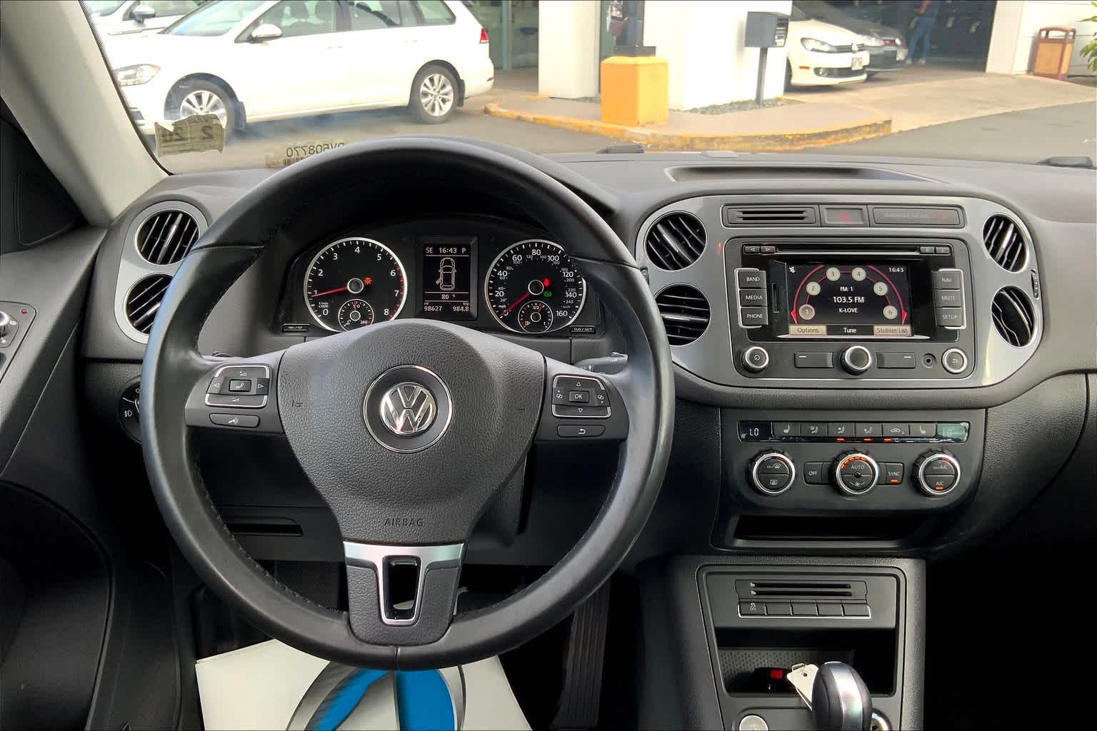 2015 Volkswagen Tiguan SEL 13
