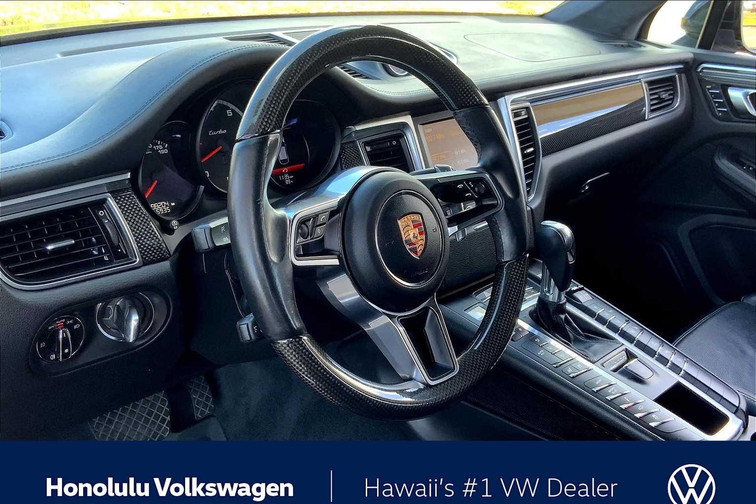 Thumbnail: 2015 Porsche Macan - 2