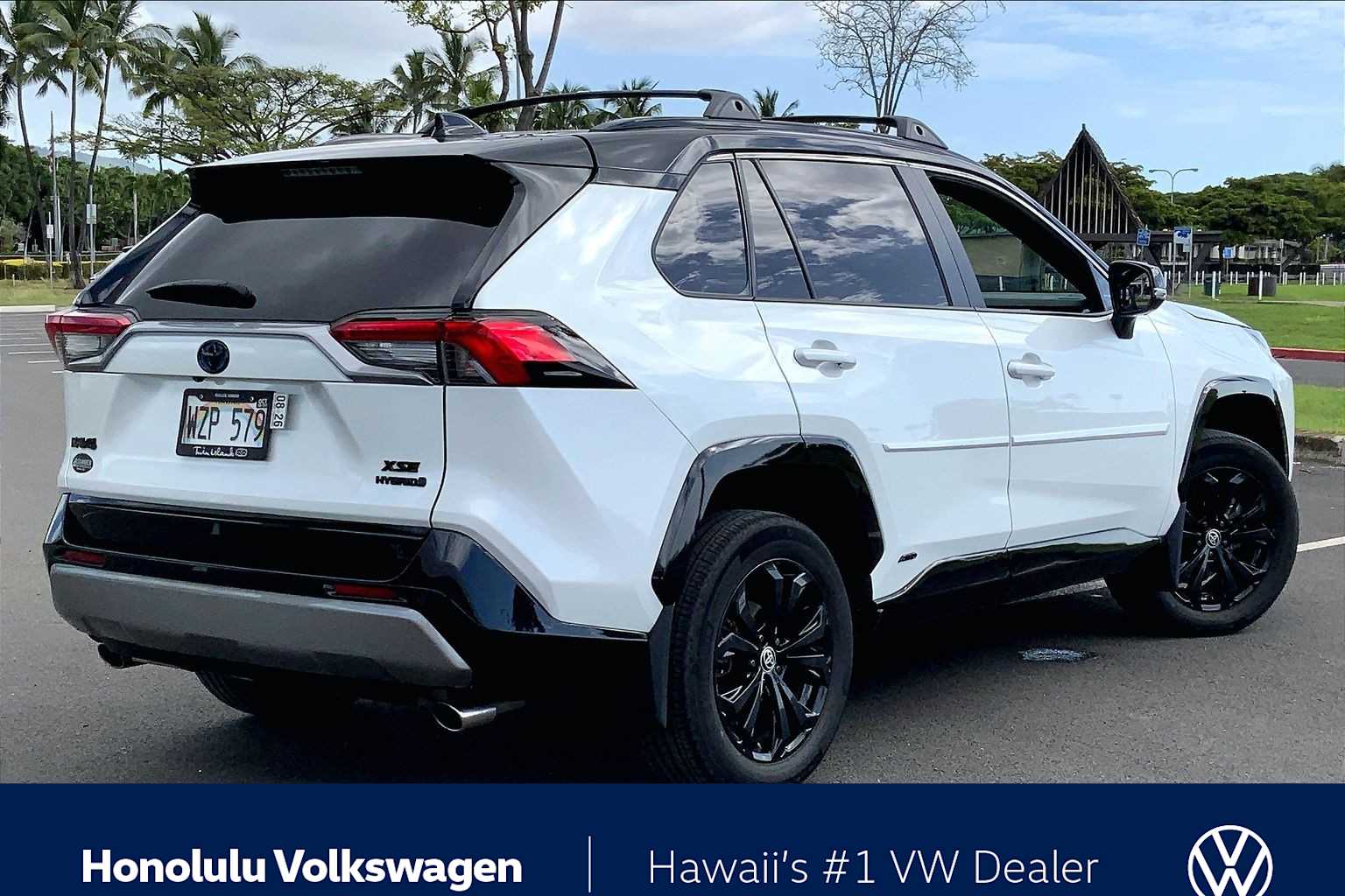 Thumbnail: 2023 Toyota RAV4 - 21