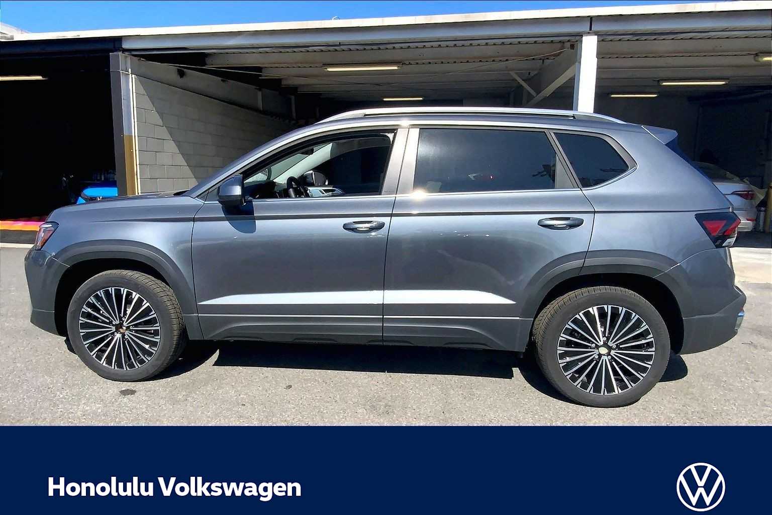 Thumbnail: 2026 Volkswagen Taos - 3