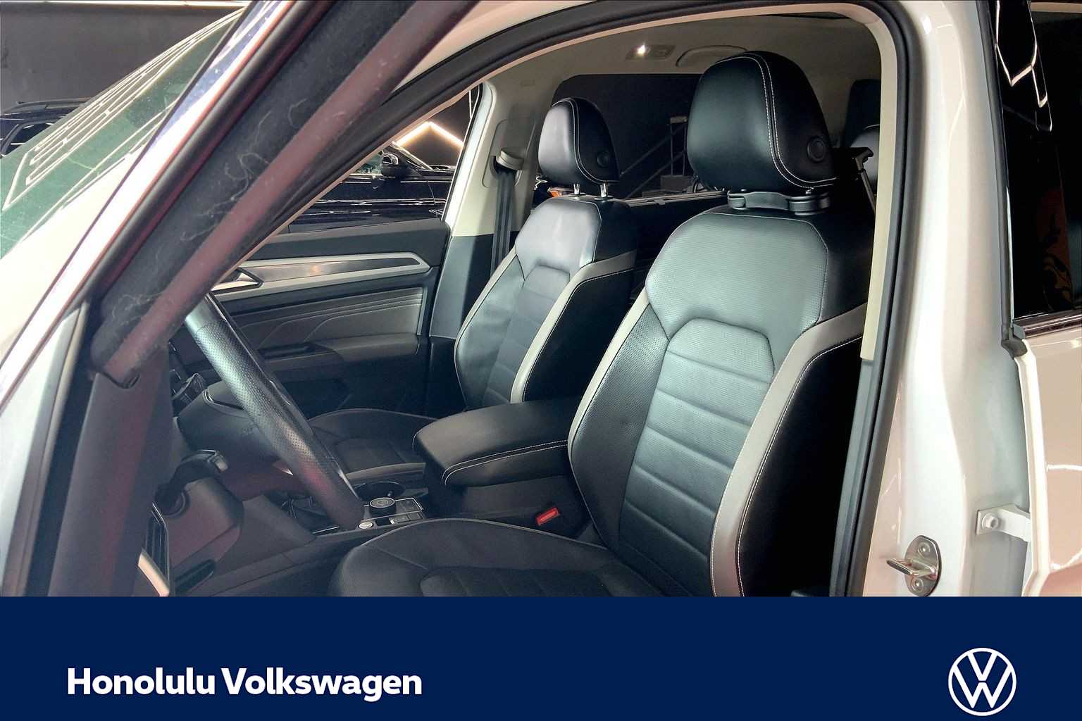 Thumbnail: 2022 Volkswagen Atlas - 11