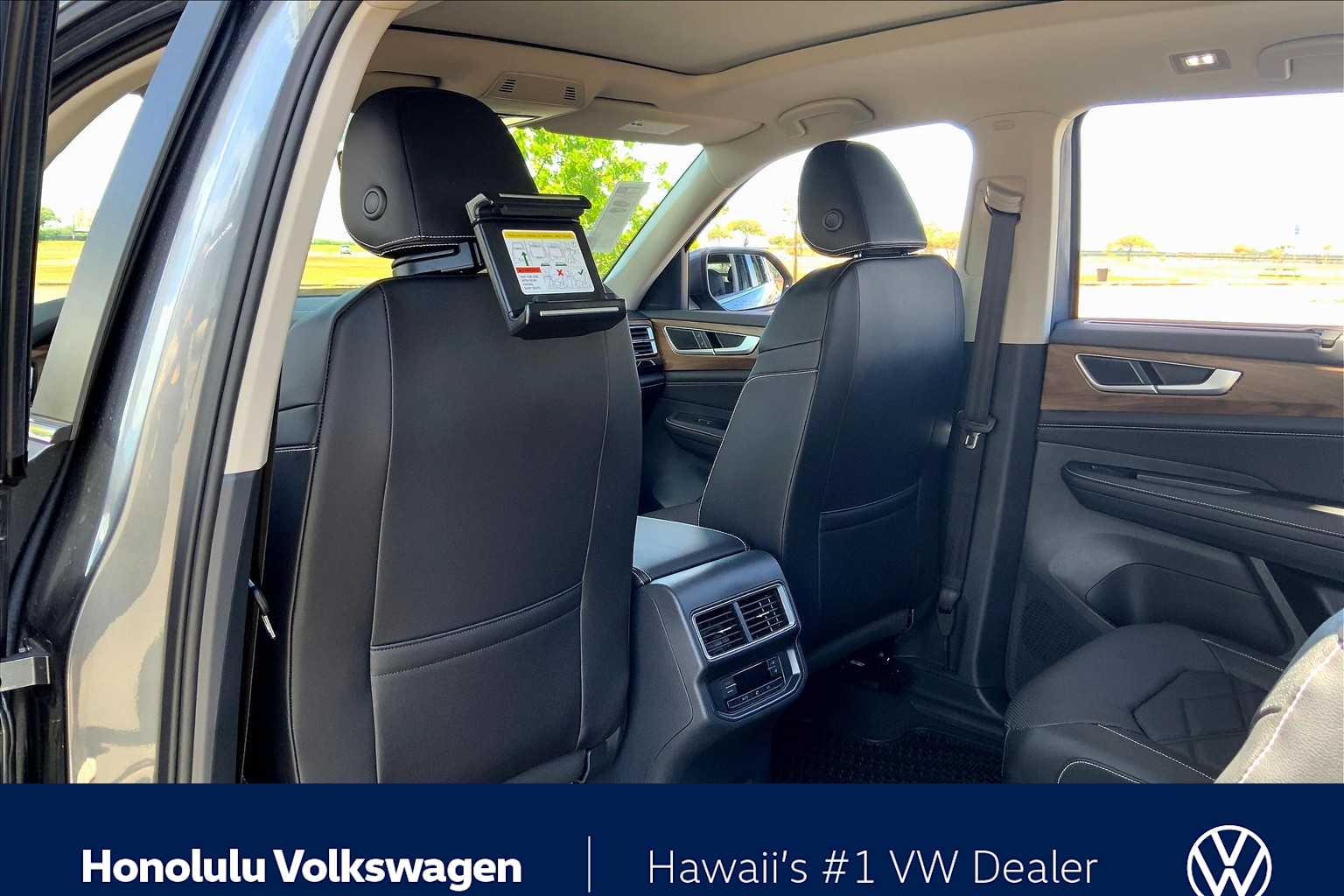 Thumbnail: 2025 Volkswagen Atlas - 12