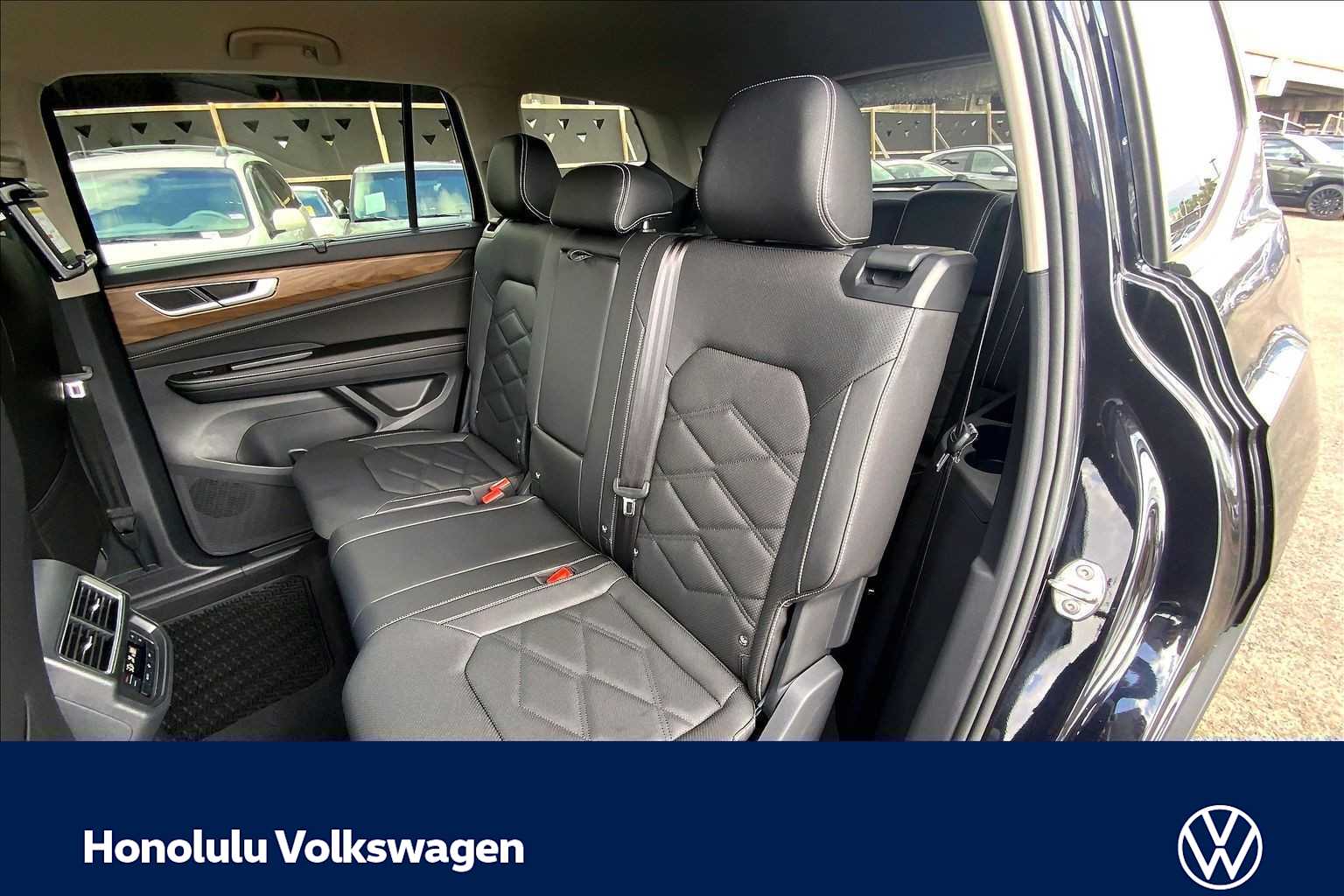 Thumbnail: 2026 Volkswagen Atlas - 13