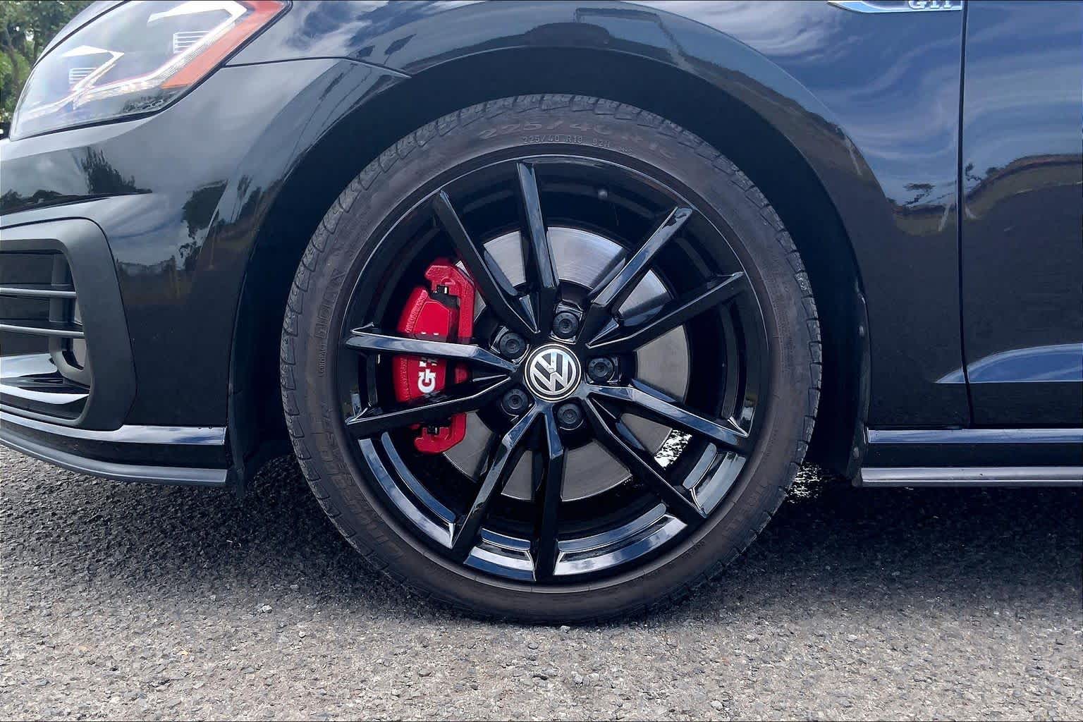 Thumbnail: 2021 Volkswagen Golf - 8