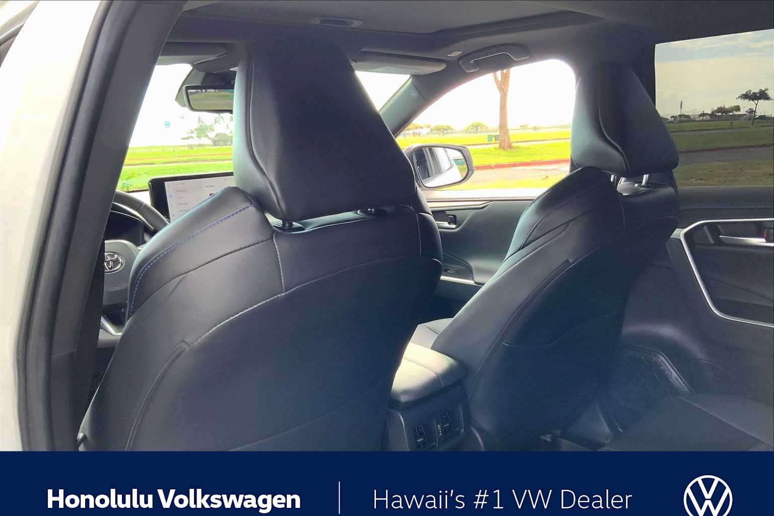 Thumbnail: 2023 Toyota RAV4 - 11