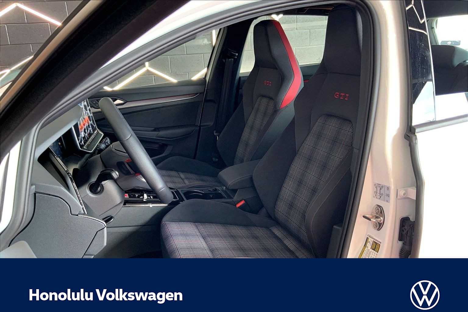 Thumbnail: 2026 Volkswagen Golf - 11