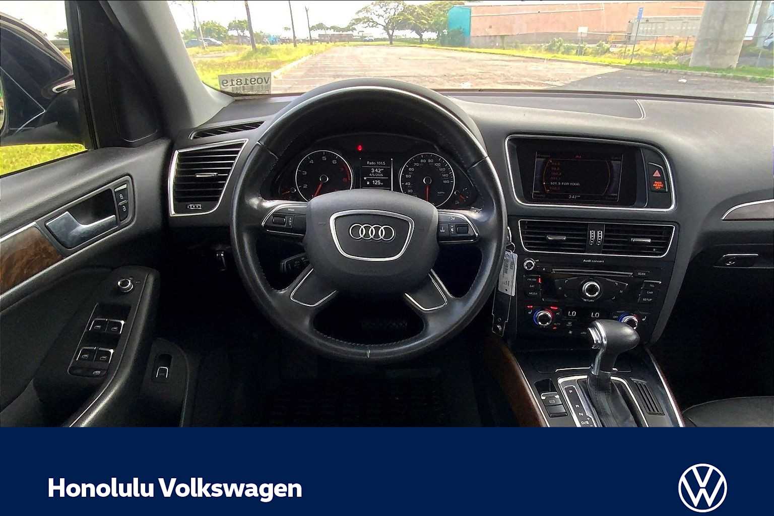 Thumbnail: 2014 Audi Q5 - 14