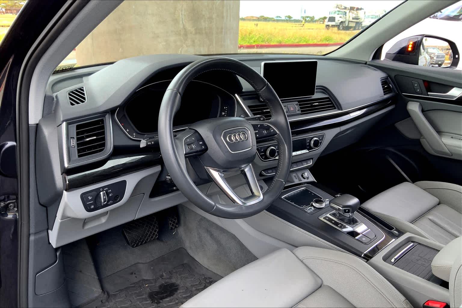 Used 2019 Audi Q5 Premium Plus with VIN WA1BNAFY3K2021410 for sale in Honolulu, HI