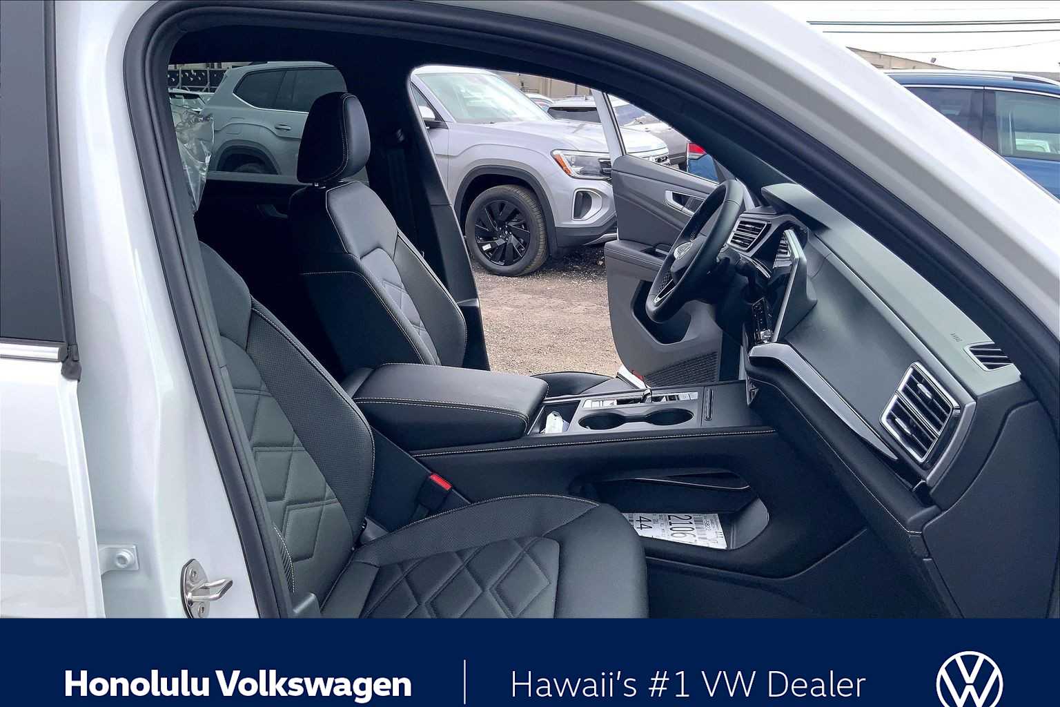 Thumbnail: 2026 Volkswagen Atlas - 14