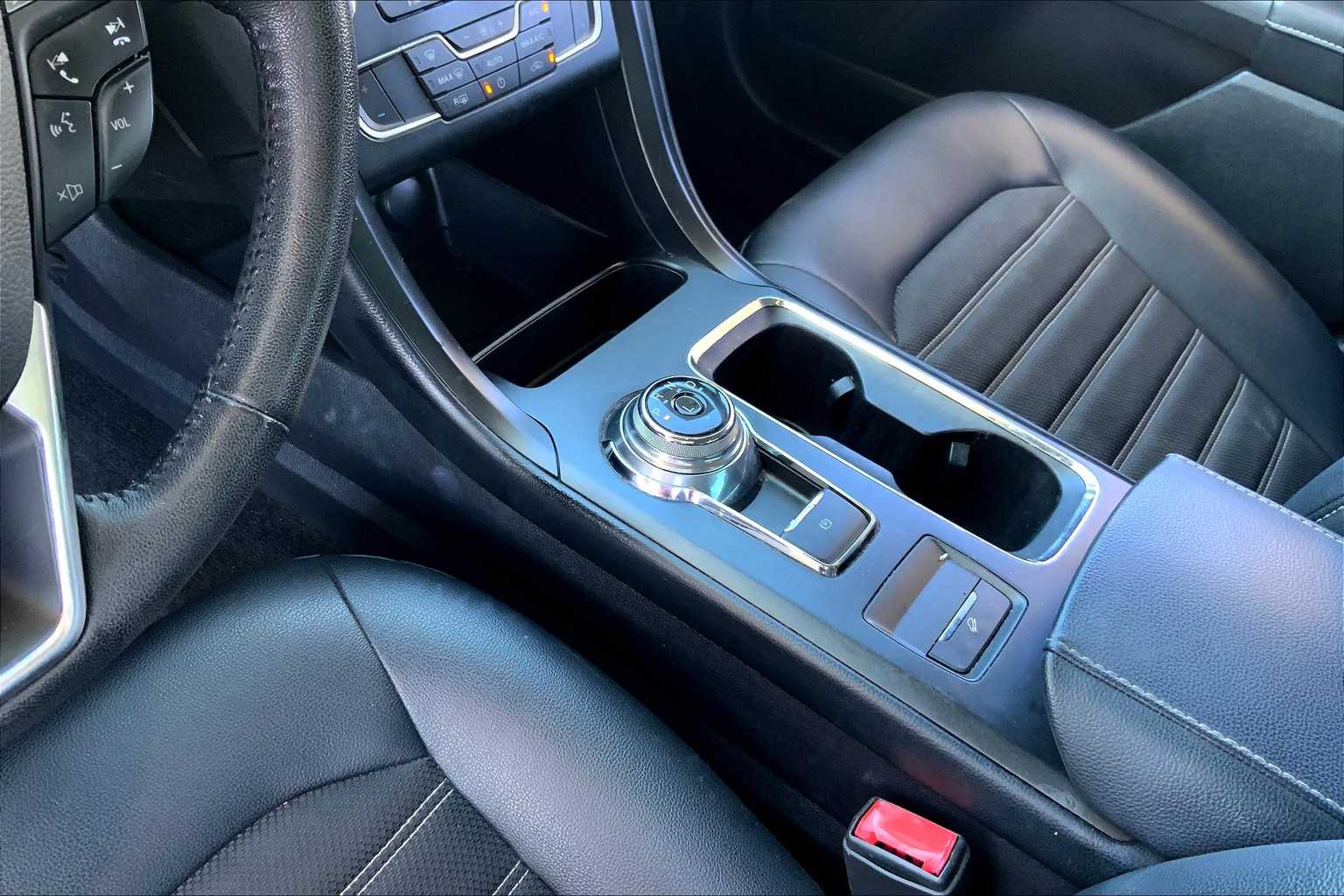 Thumbnail: 2018 Ford Fusion - 15