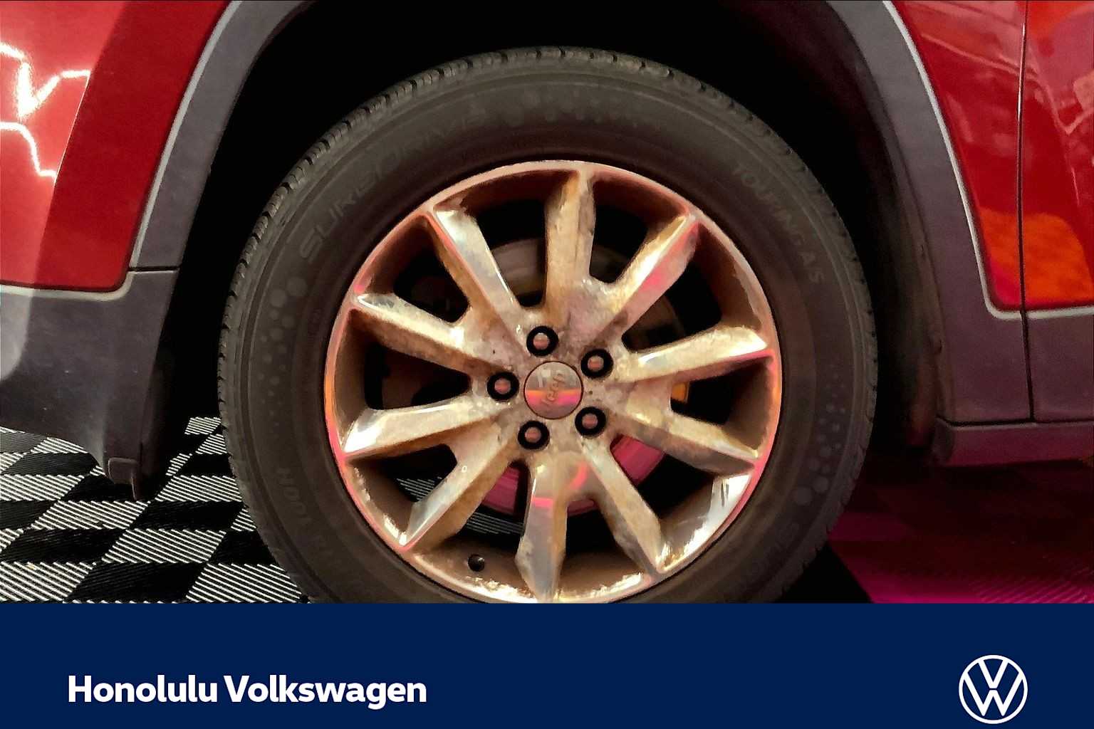 Thumbnail: 2015 Jeep Cherokee - 8