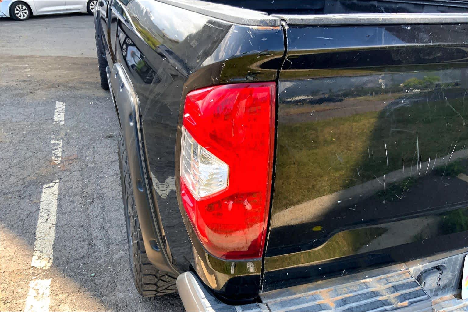 Thumbnail: 2019 Toyota Tundra - 31
