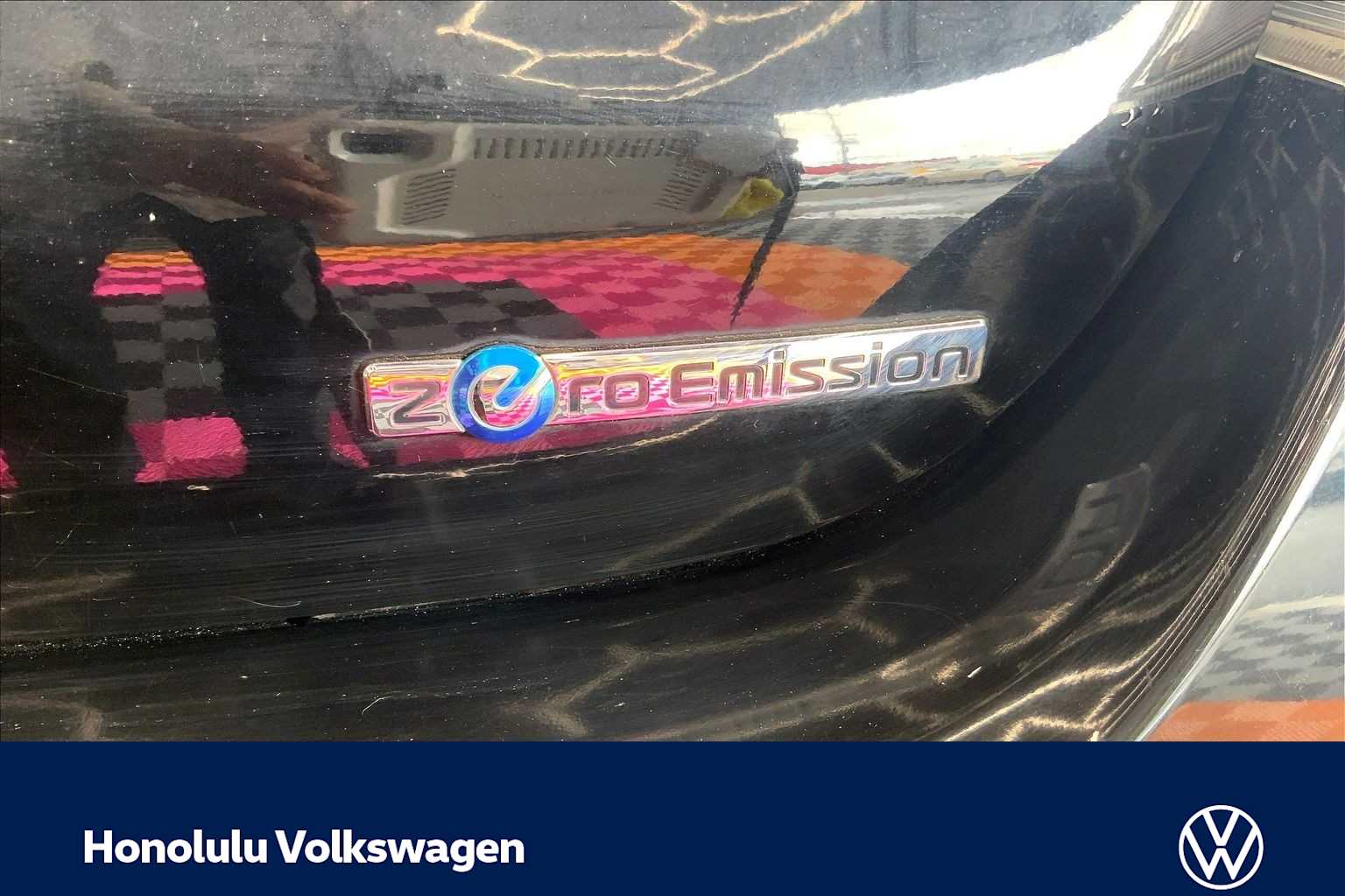 Thumbnail: 2013 Nissan Leaf - 7