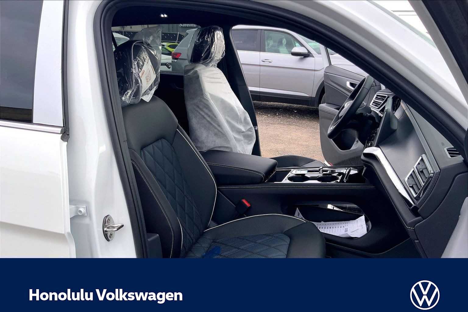 Thumbnail: 2026 Volkswagen Atlas - 14