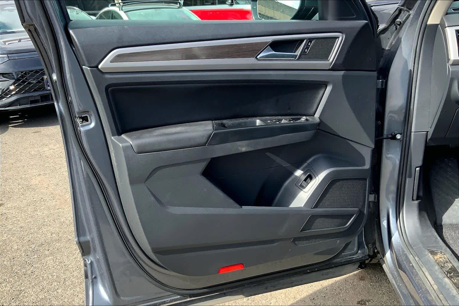 Thumbnail: 2019 Volkswagen Atlas - 27