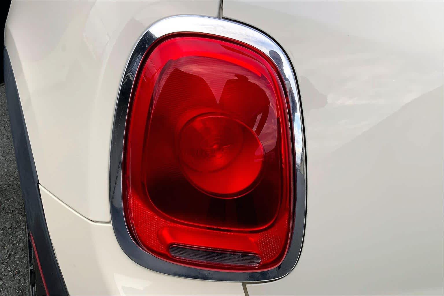 Thumbnail: 2017 MINI Cooper Hardtop - 30