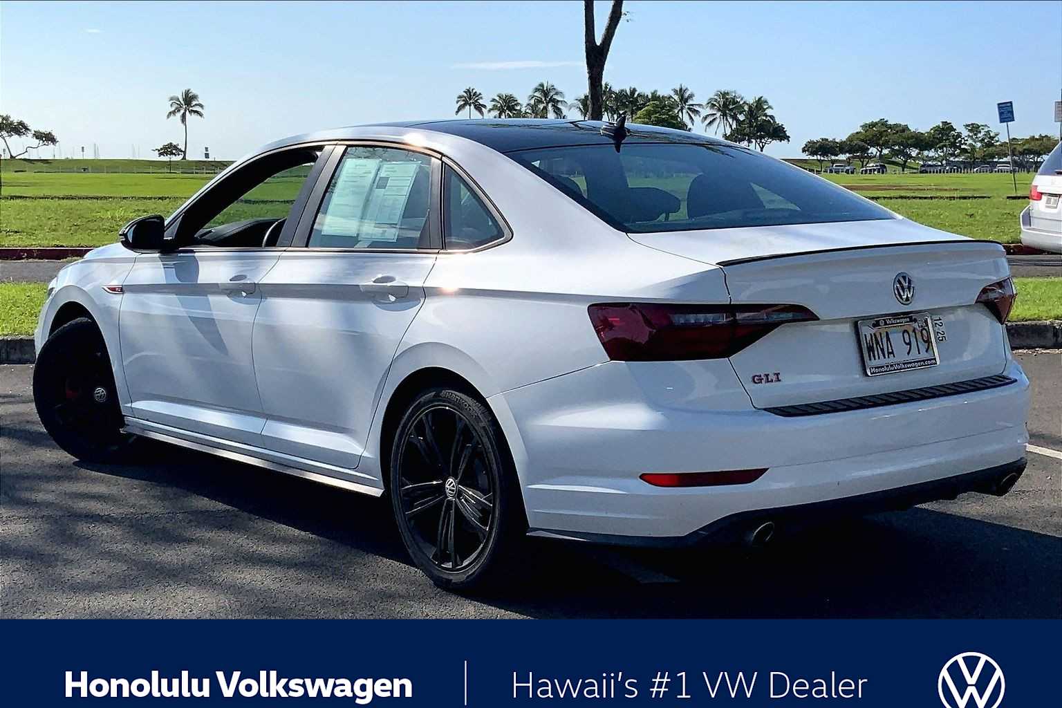 Thumbnail: 2021 Volkswagen Jetta - 4