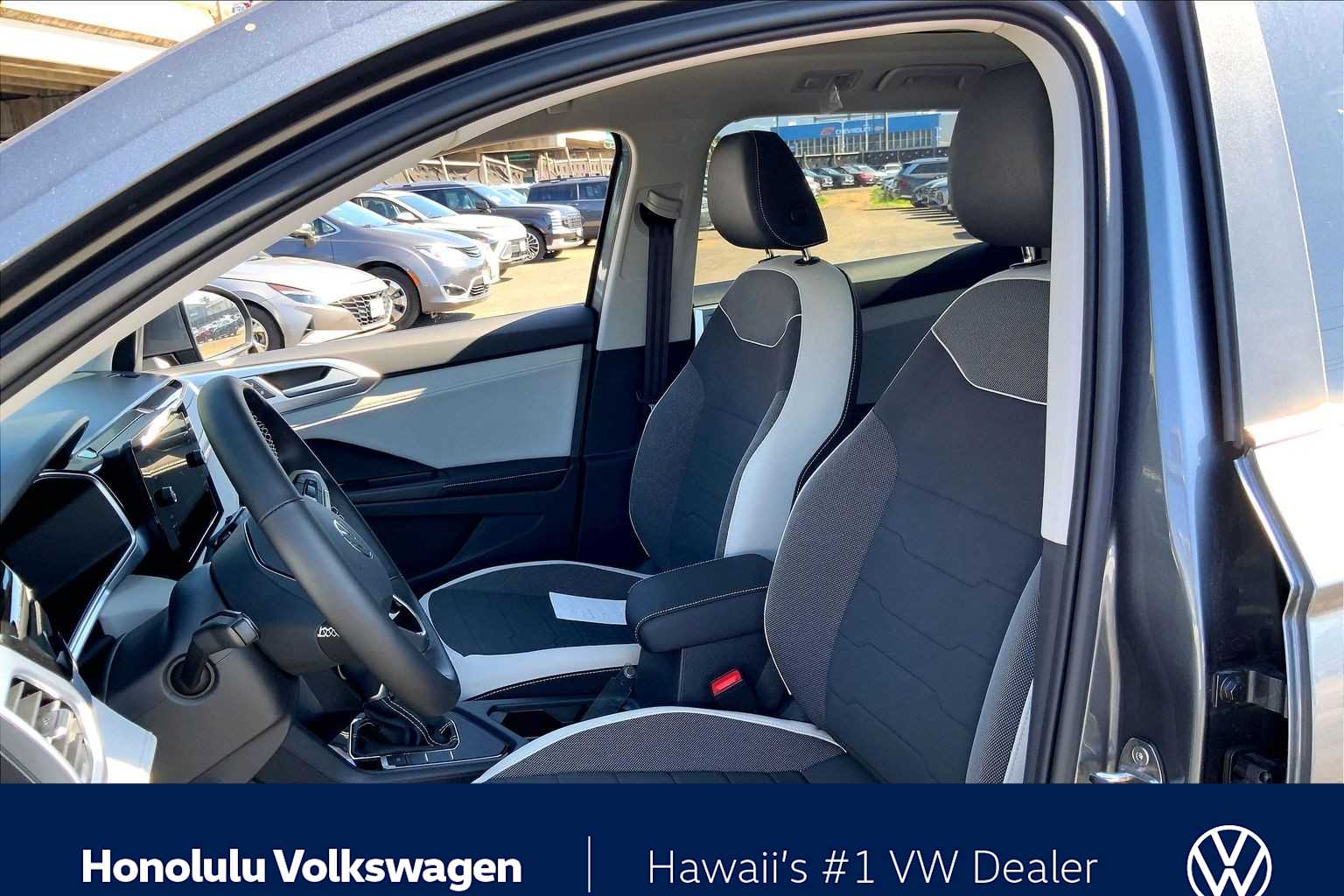 Thumbnail: 2026 Volkswagen Taos - 11