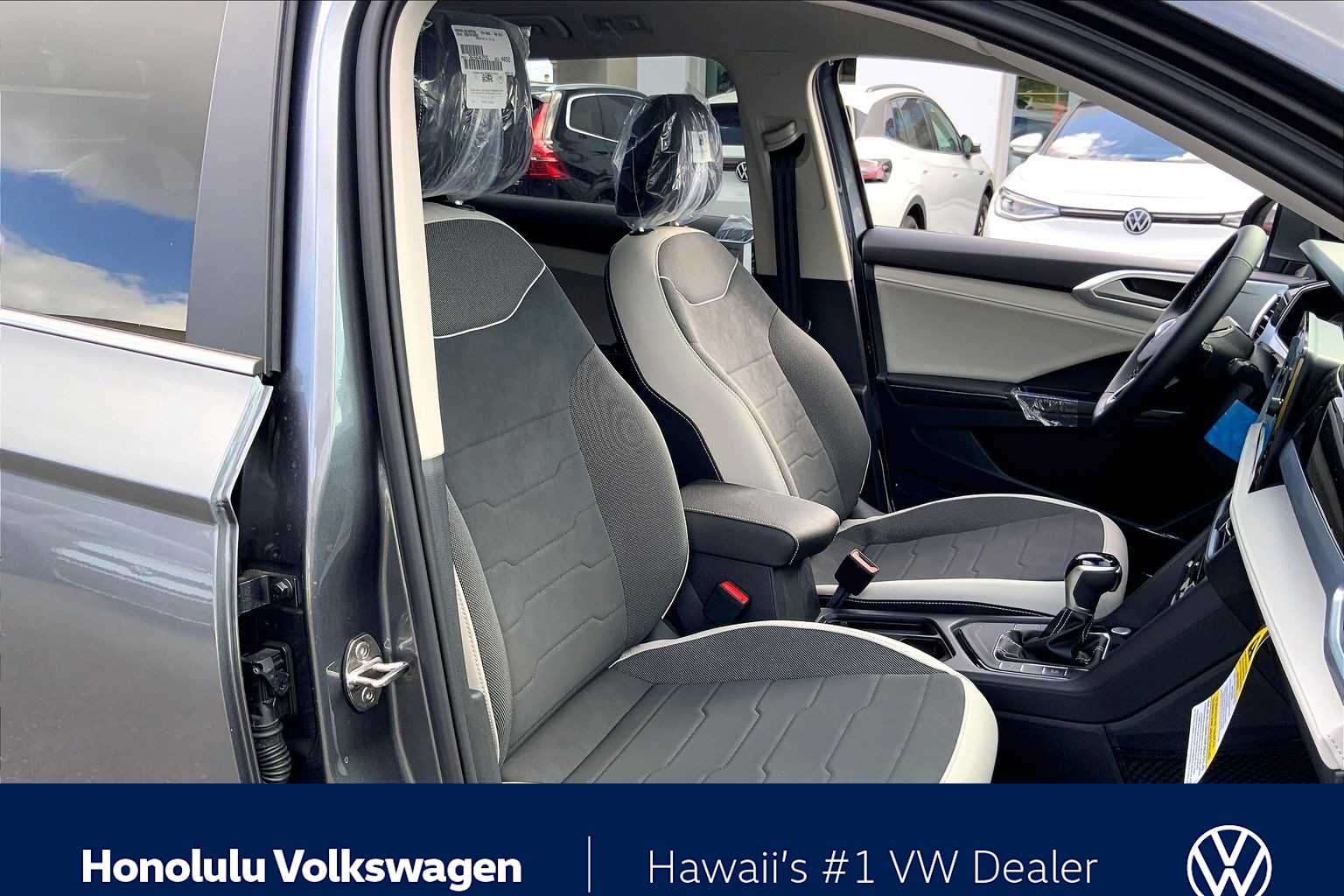 Thumbnail: 2026 Volkswagen Taos - 14