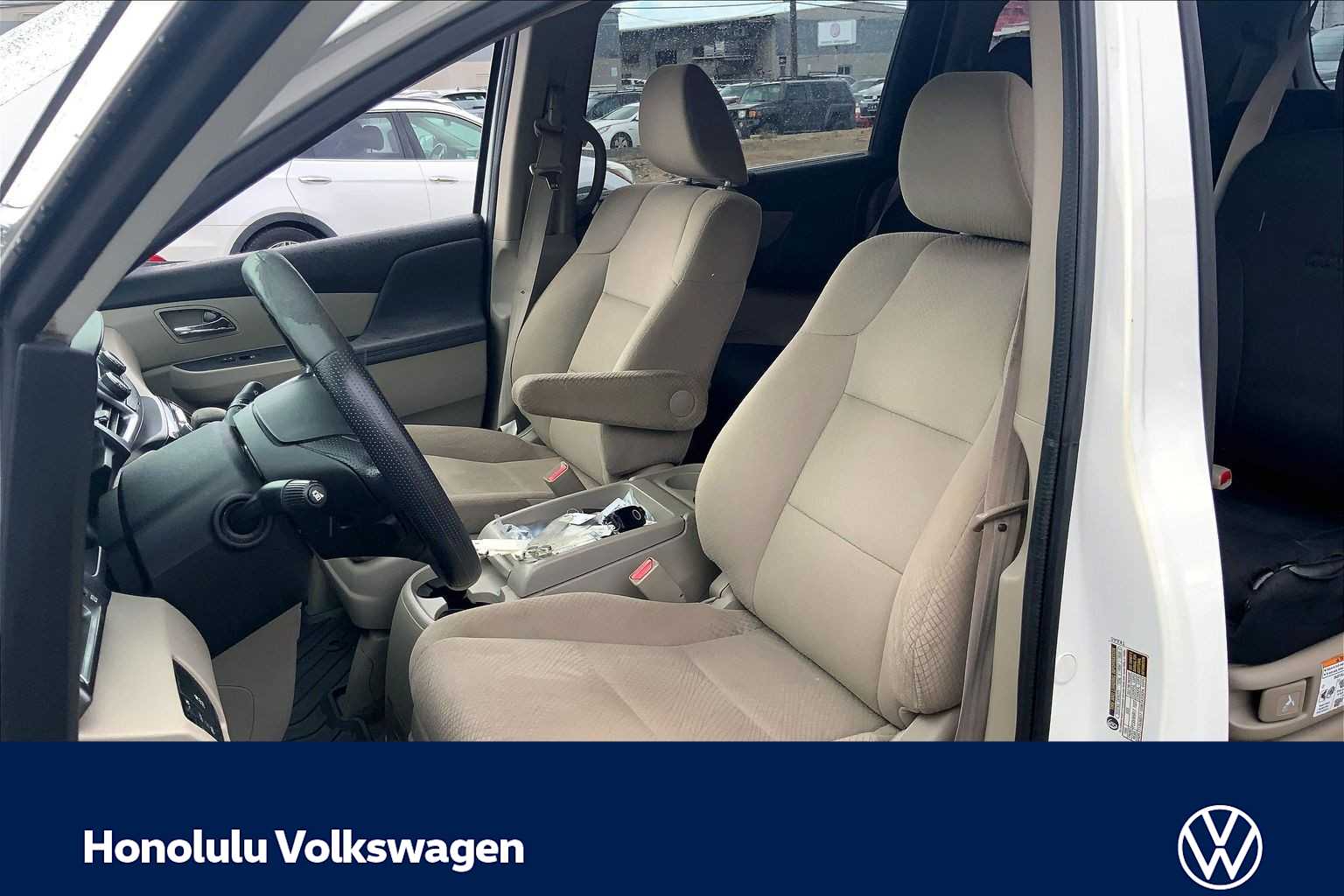 Thumbnail: 2015 Honda Odyssey - 10