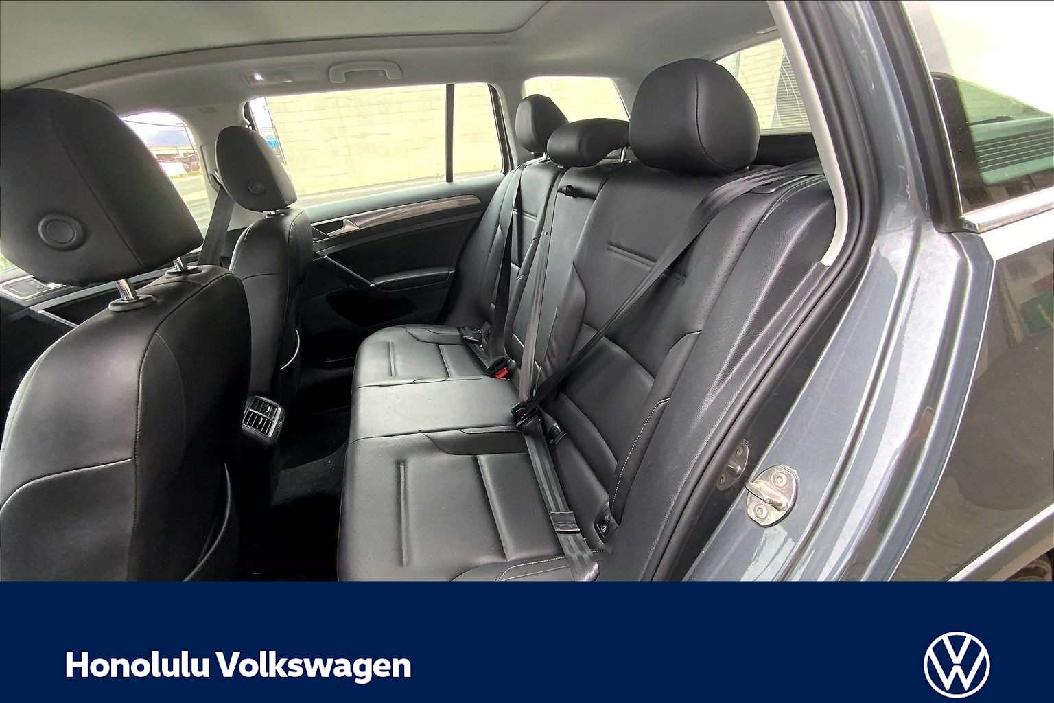 Thumbnail: 2019 Volkswagen Golf - 28