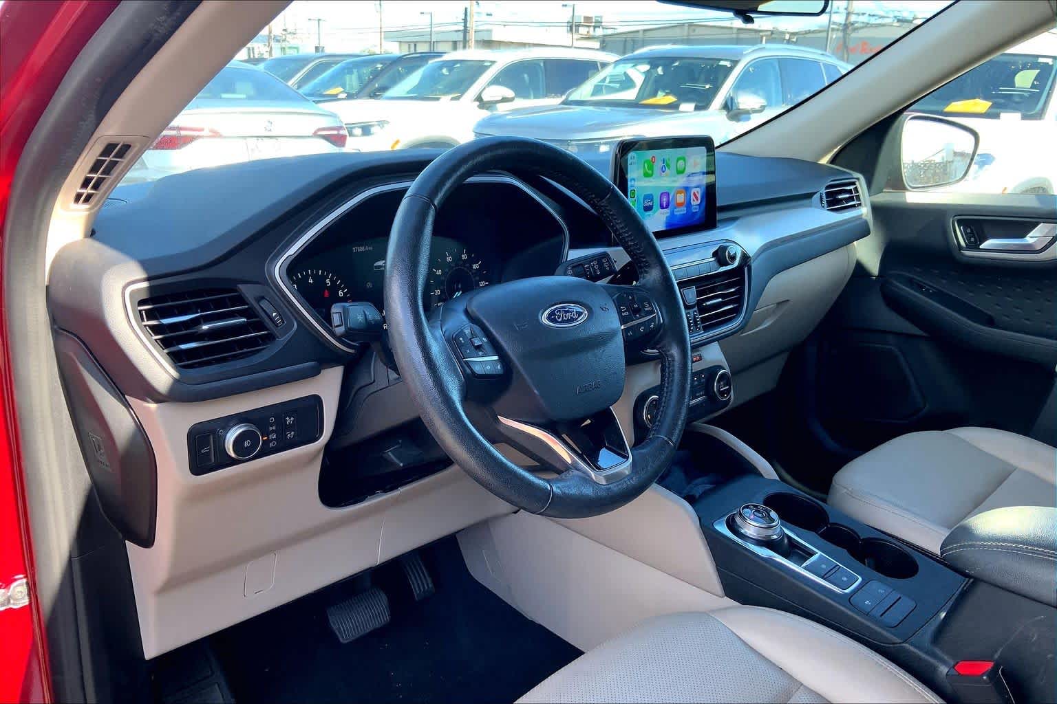 Thumbnail: 2020 Ford Escape - 2