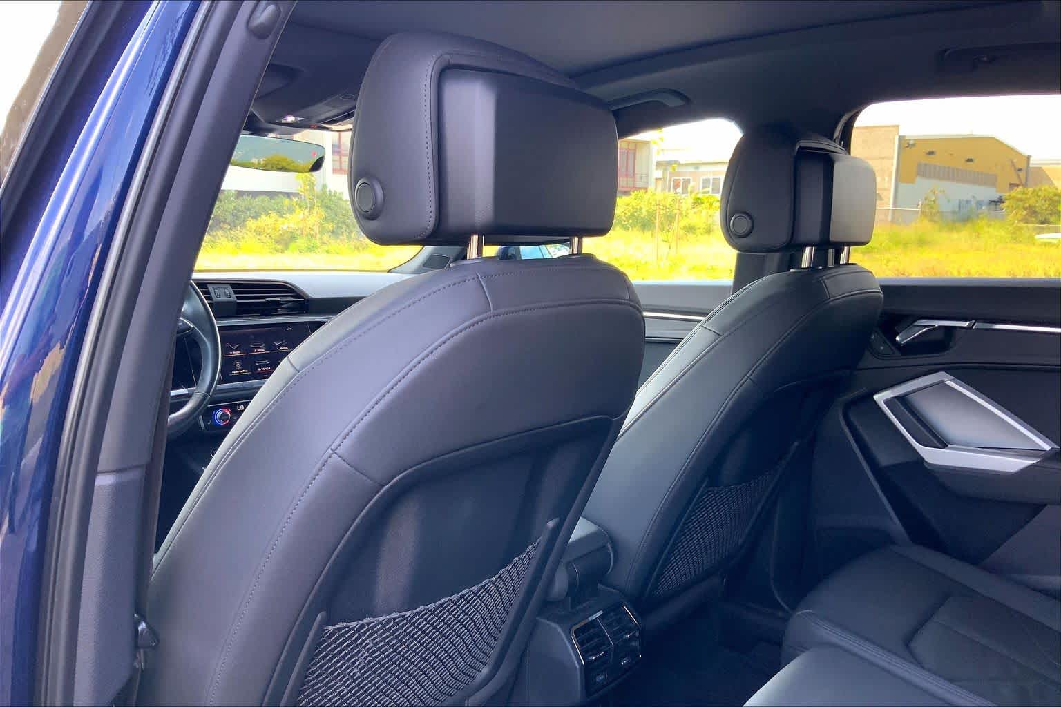 Thumbnail: 2021 Audi Q3 - 12