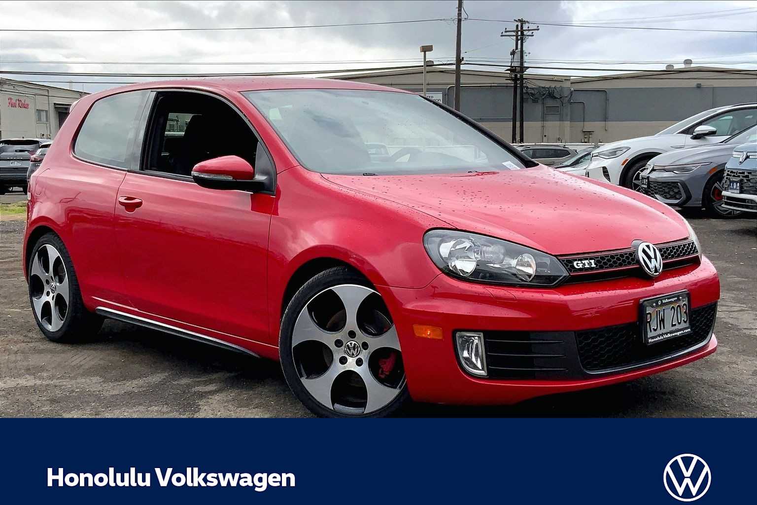 Thumbnail: 2011 Volkswagen Golf - 20