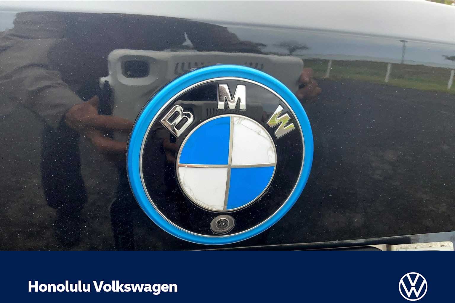 Thumbnail: 2023 BMW i4 - 6