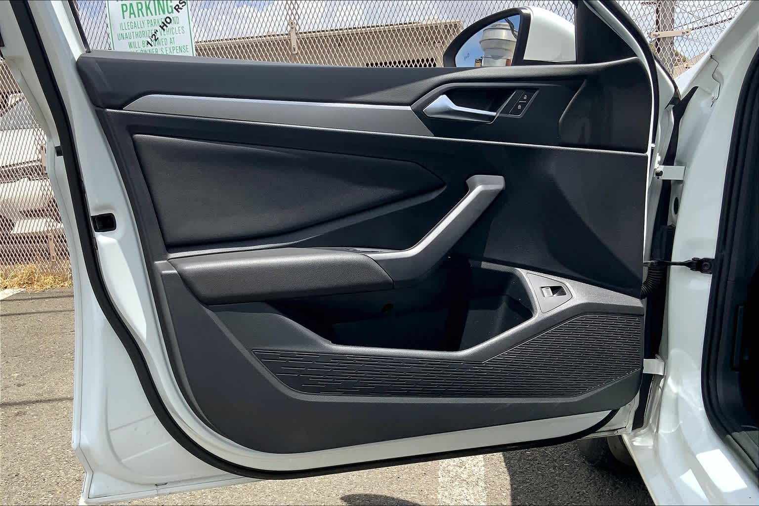 Thumbnail: 2019 Volkswagen Jetta - 27