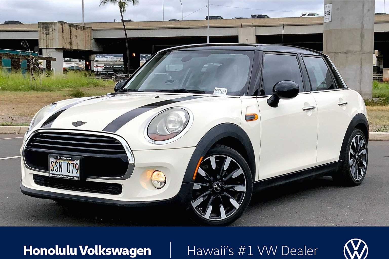 2017 MINI Cooper Hardtop 4 Door -
                  Honolulu, HI