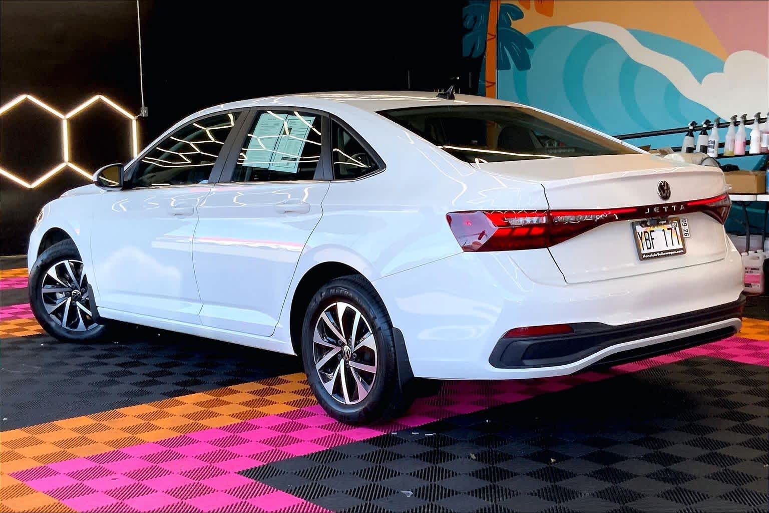 Thumbnail: 2025 Volkswagen Jetta - 4