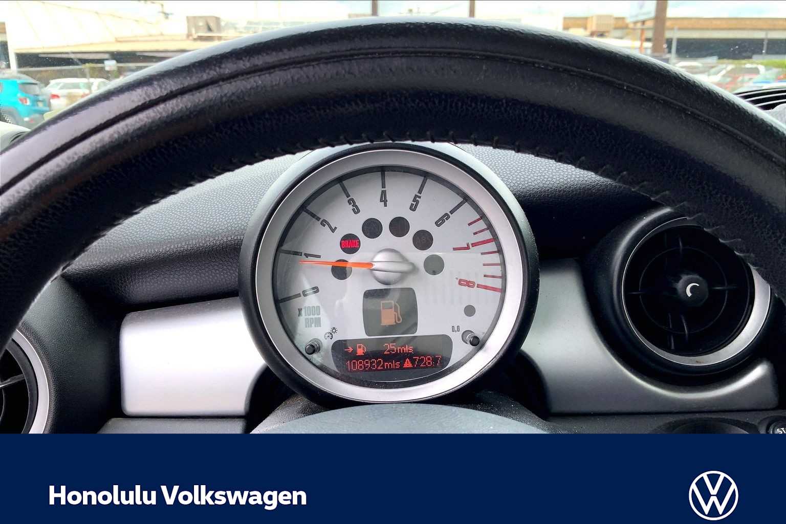 Thumbnail: 2010 MINI Cooper Clubman - 16