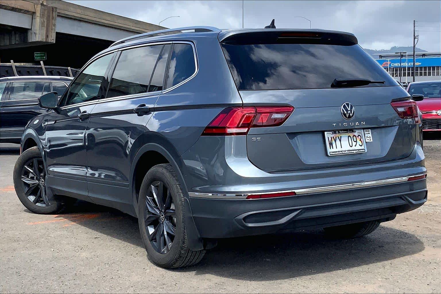 Thumbnail: 2024 Volkswagen Tiguan - 4