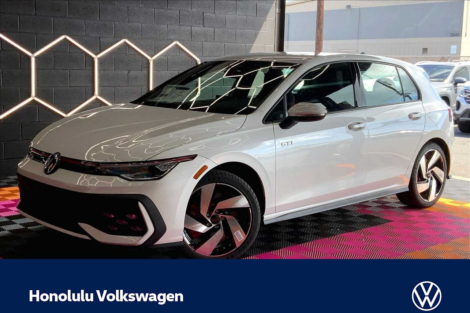 Thumbnail: 2026 Volkswagen Golf - 1